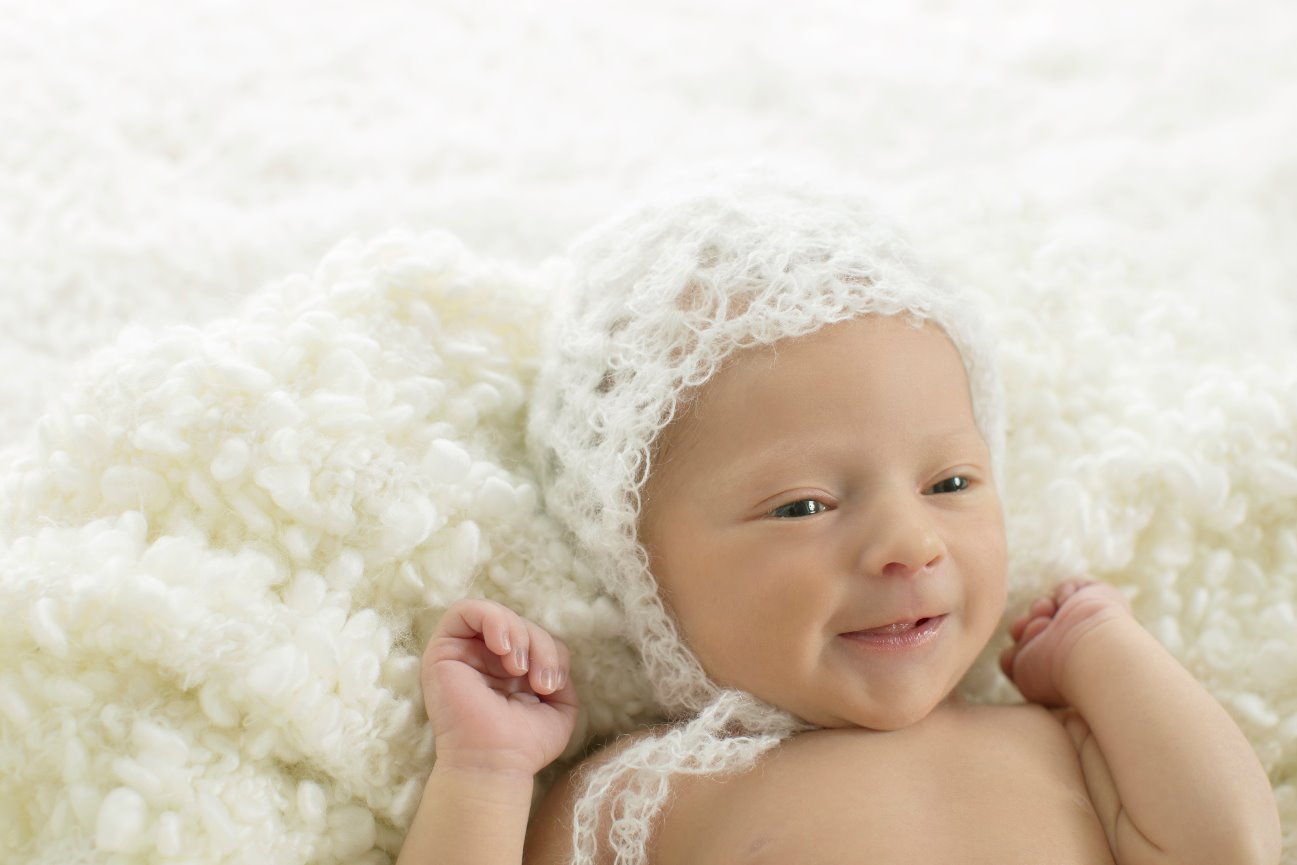 My Favorite Newborns are from IOWA - Kansas City Newborn Photographer