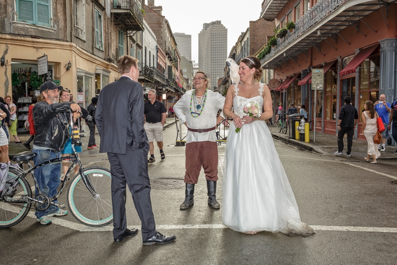 Wedding Candids on Bourbon Street
