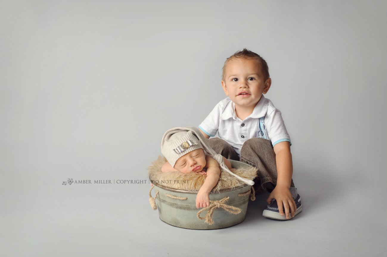 Northern Utah Maternity Photography with TWINS!