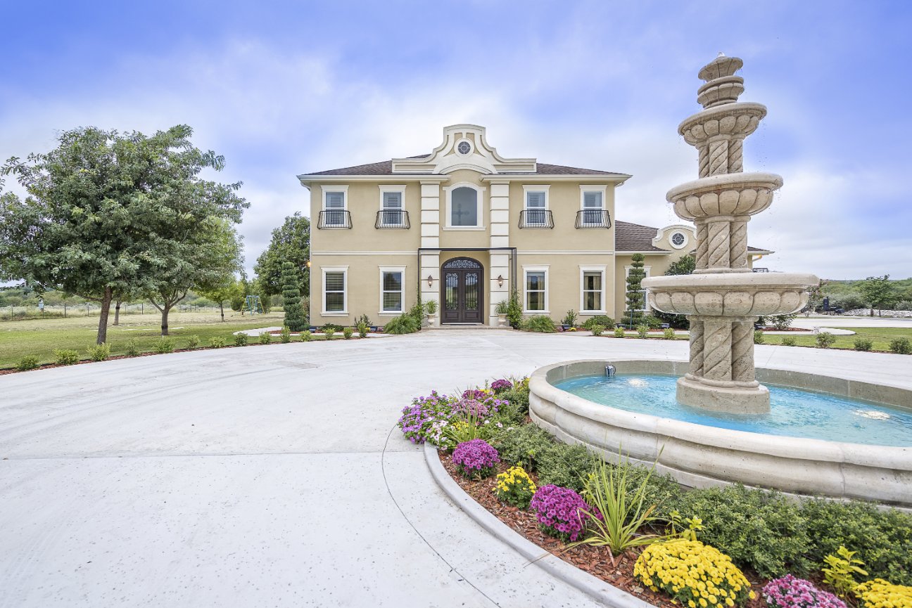 SAN FELIPE SPRINGS ROAD