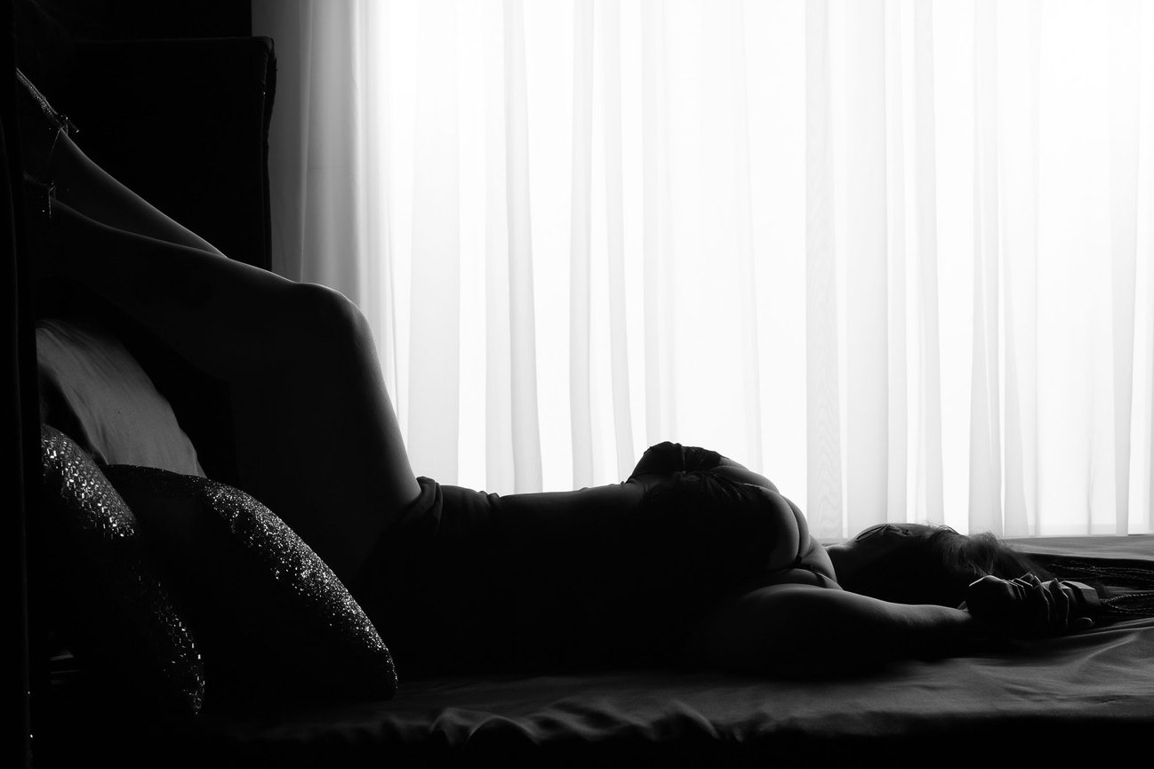 Mr. & Mrs. L's Couples Boudoir Session