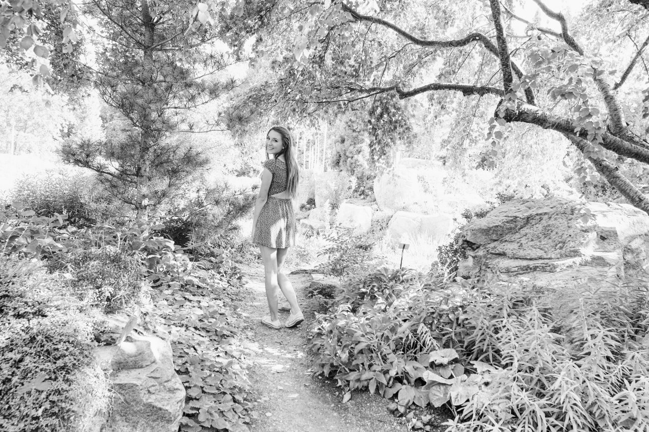 Senior Portraits with Zoe at the Denver Botanic Gardens