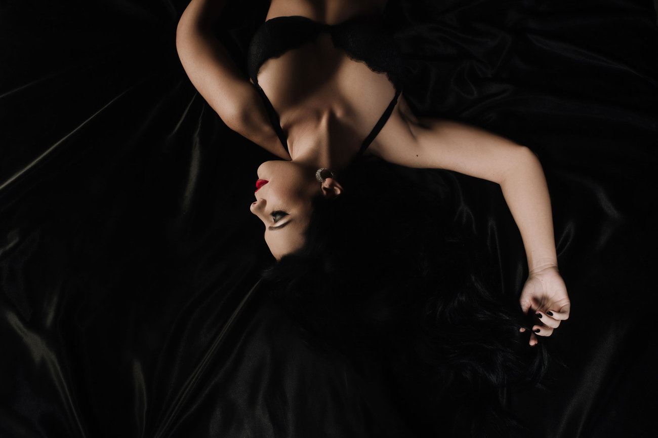 Mr. & Mrs. L's Couples Boudoir Session