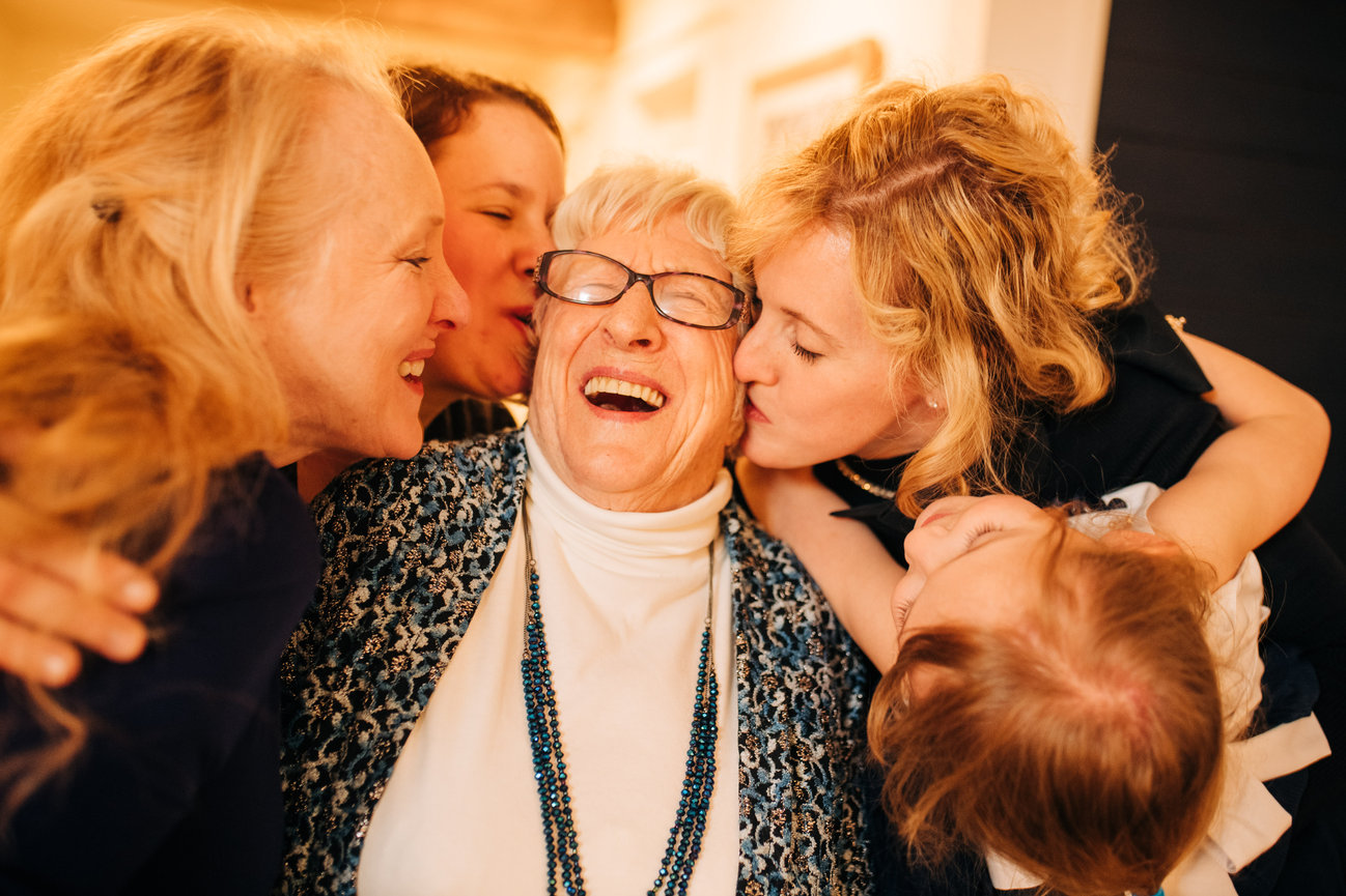 Twice the Love: Newborn Portraits of Twins Maeve & Milo