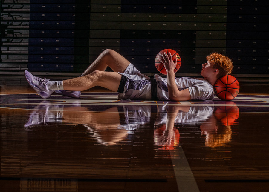 Clinton Iowa Senior Pictures, Pix Along The Way, Greg, Prince of Peace