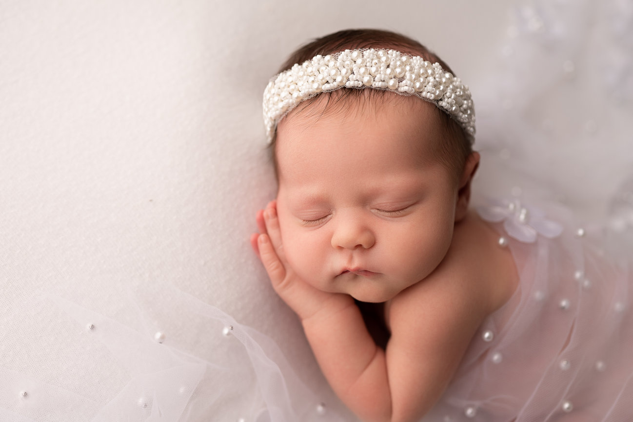 Beach Mini Sessions vs. Full Beach Sessions: Which Experience Is Right for Your Family?