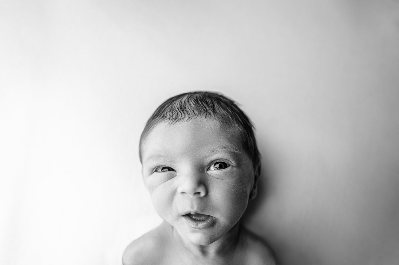 Beach Mini Sessions vs. Full Beach Sessions: Which Experience Is Right for Your Family?