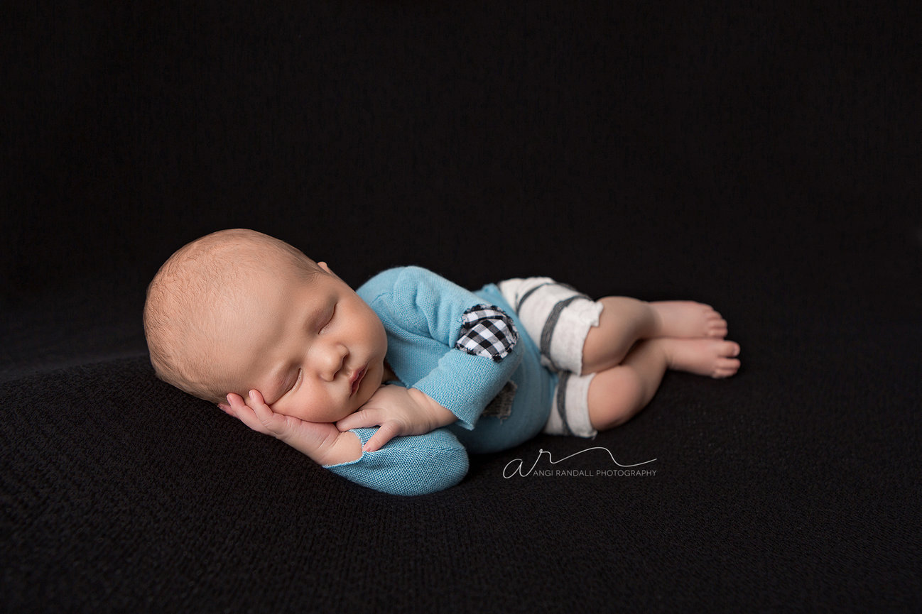 Hailee's Studio Maternity Session - Augusta, Wisconsin