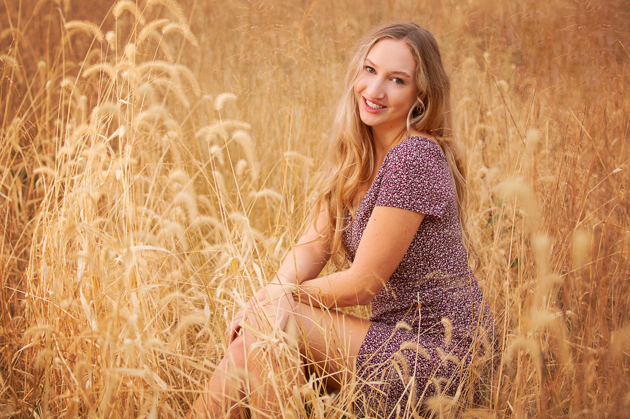 Fall Rainy Day Senior Pictures in Columbia MO