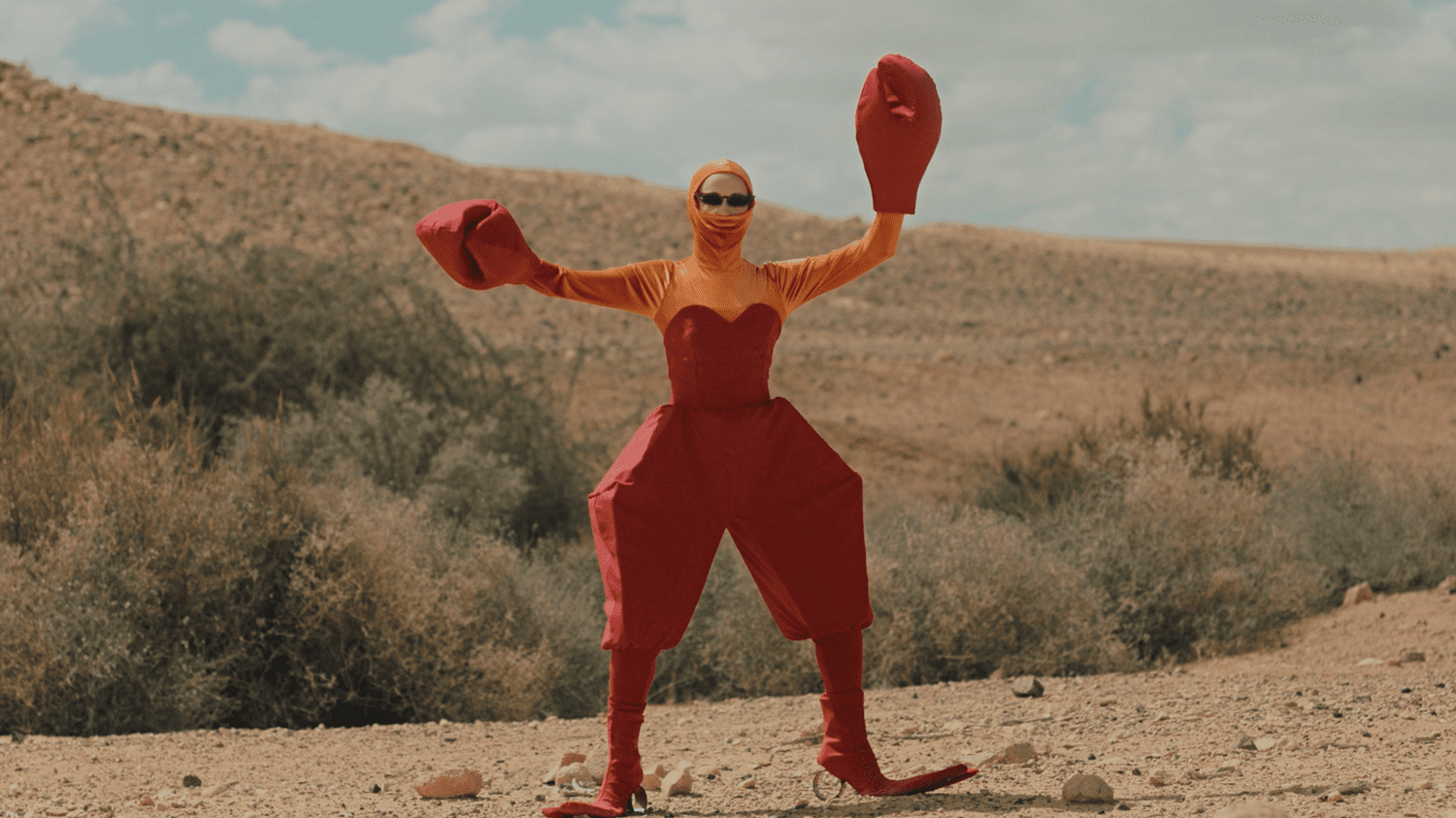 Clarity Content: Why Brands Stall Without a Narrative Spine