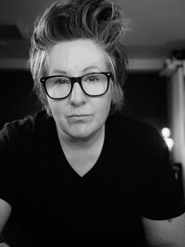 Clarity Content: Why Brands Stall Without a Narrative Spine