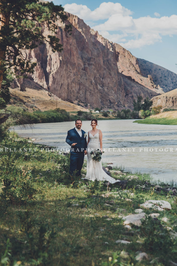 Nick and Eva Sweet Water Hollow Salmon Idaho Idaho Wedding