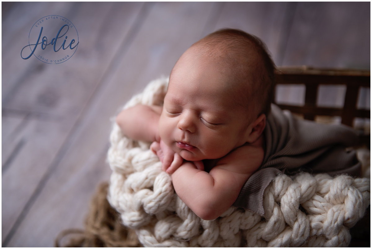 Preparing for your Twin photography session, Erie PA