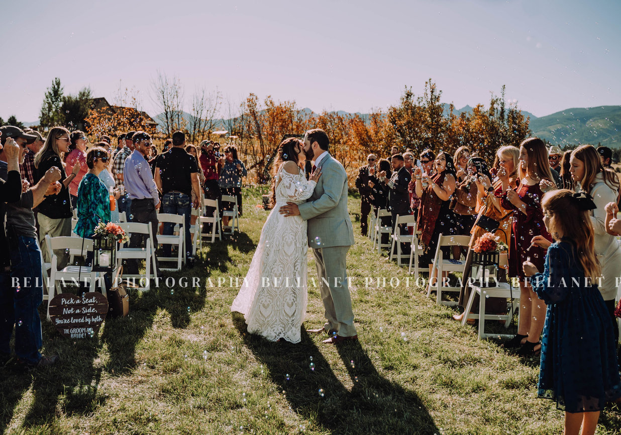 Nick and Eva Sweet Water Hollow Salmon Idaho Idaho Wedding