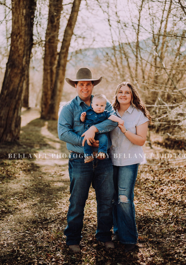 Nick and Eva Sweet Water Hollow Salmon Idaho Idaho Wedding