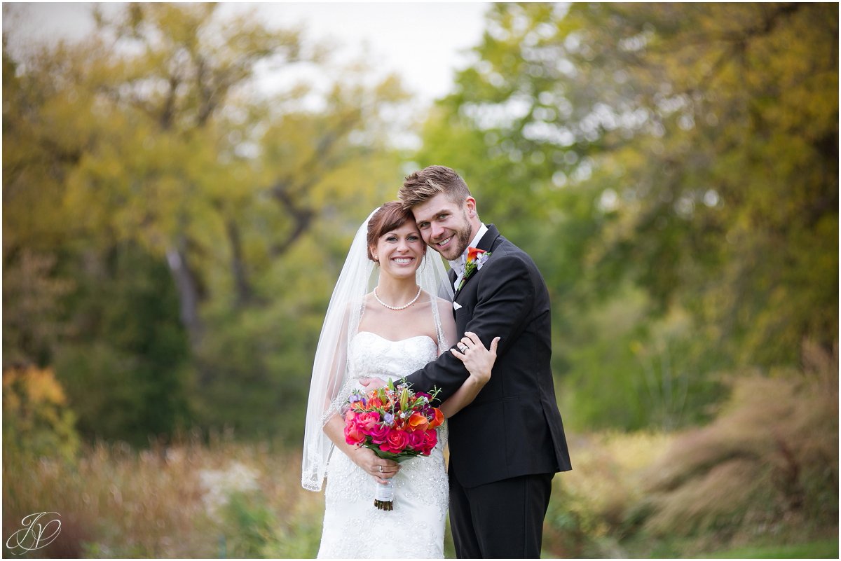 classic bridal portrait glen sanders mansion wedding fall