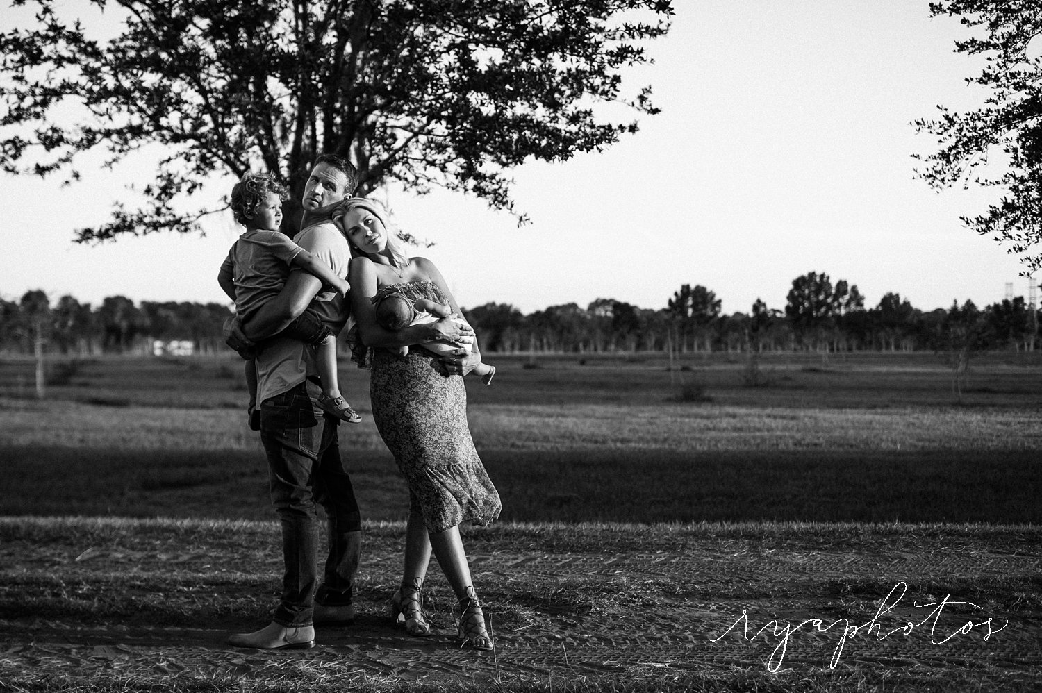 black and white family photo session, Ryan Lochte, Ryan Lochte family, Jacksonville, Florida, Ryaphotos