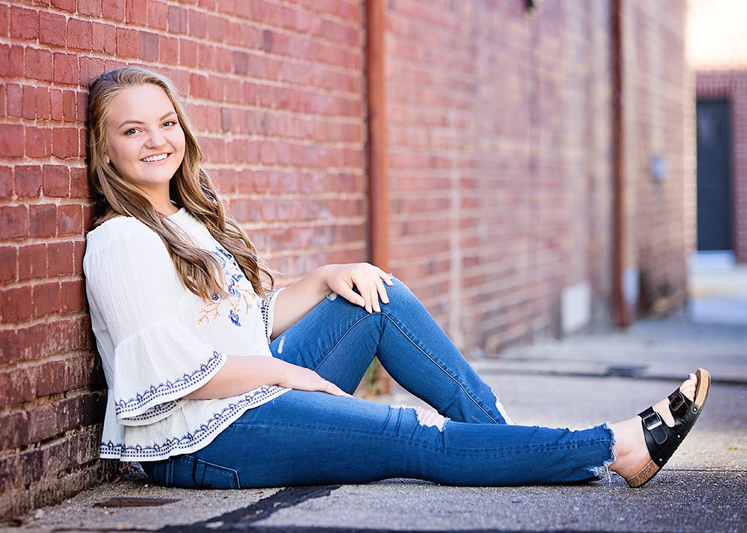 Delaney Senior Pic Dubois - Kelly Buechlein