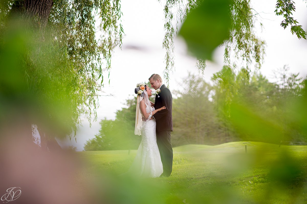 bride and groom classic normanside country club