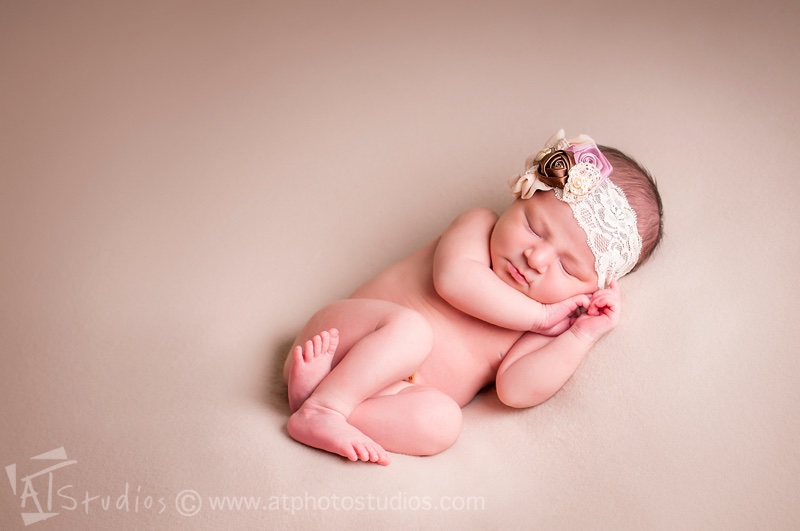 Newborn Photographer Los Angeles - Baby-Girl MIAH