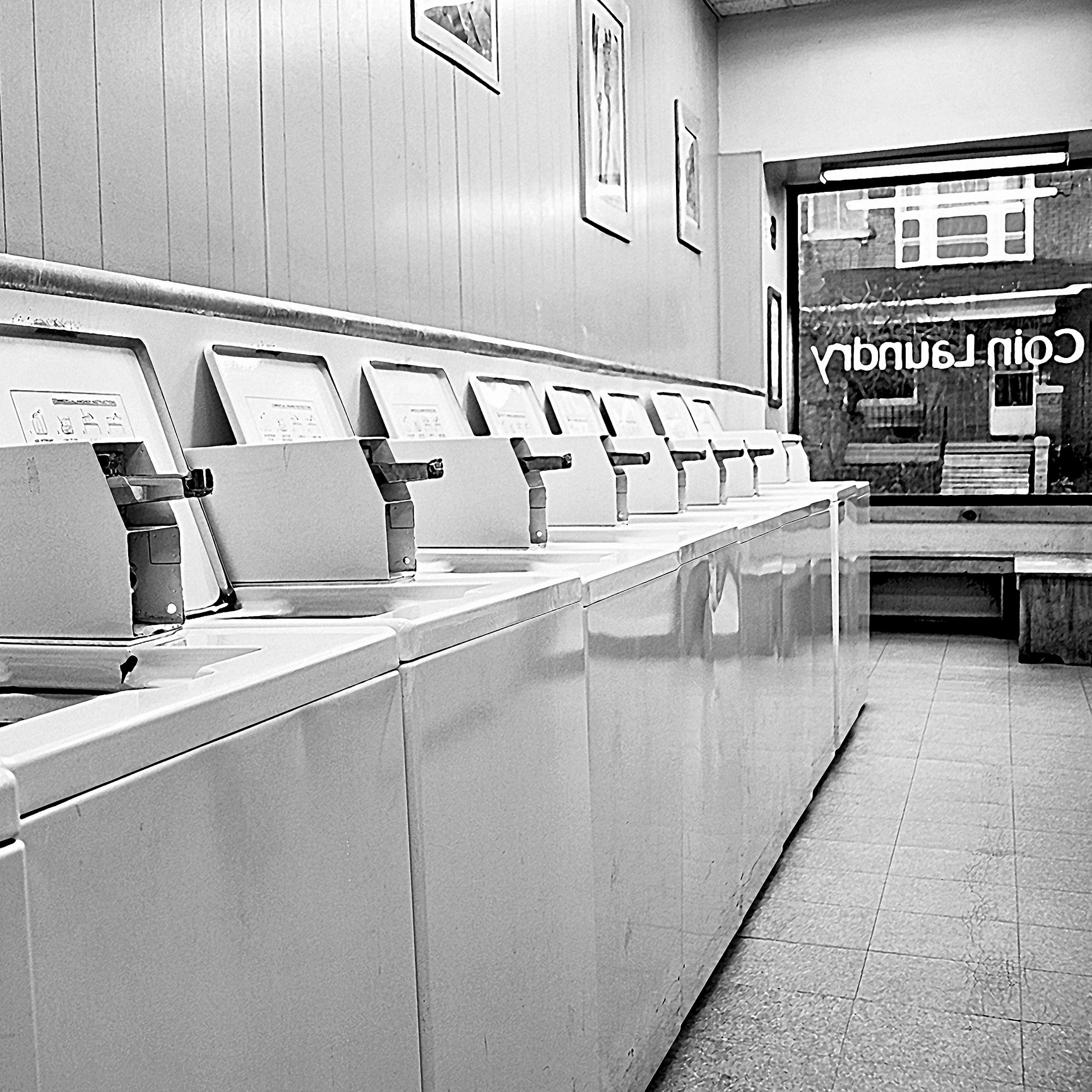 Gallery 5 laundromats Lorie Slater Photography