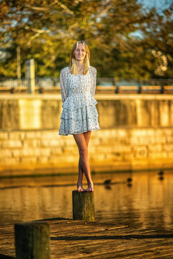 Heirloom senior portrait, magic hour Lake Conroe waterfront, Swartz Portraits Spring TX, CPP Ty Swartz