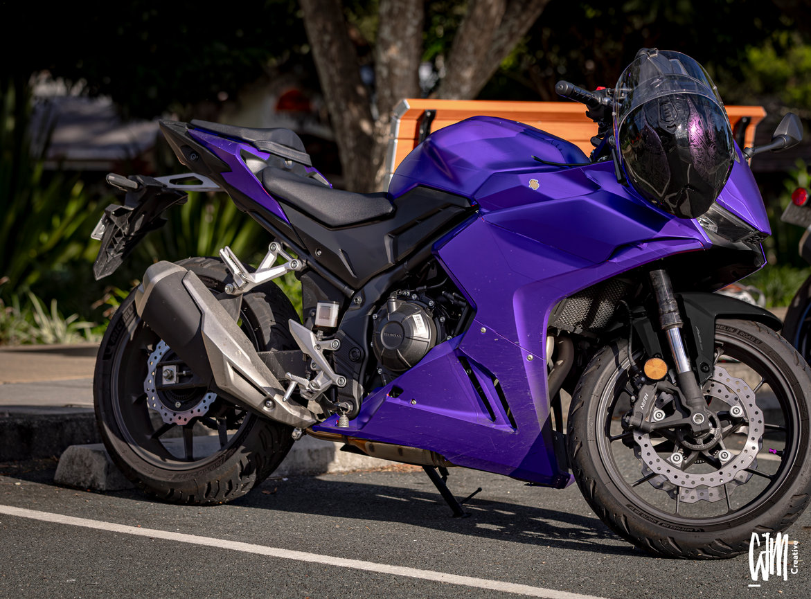 Motorbike and car meets Photography tailored for a polished local brand presence.