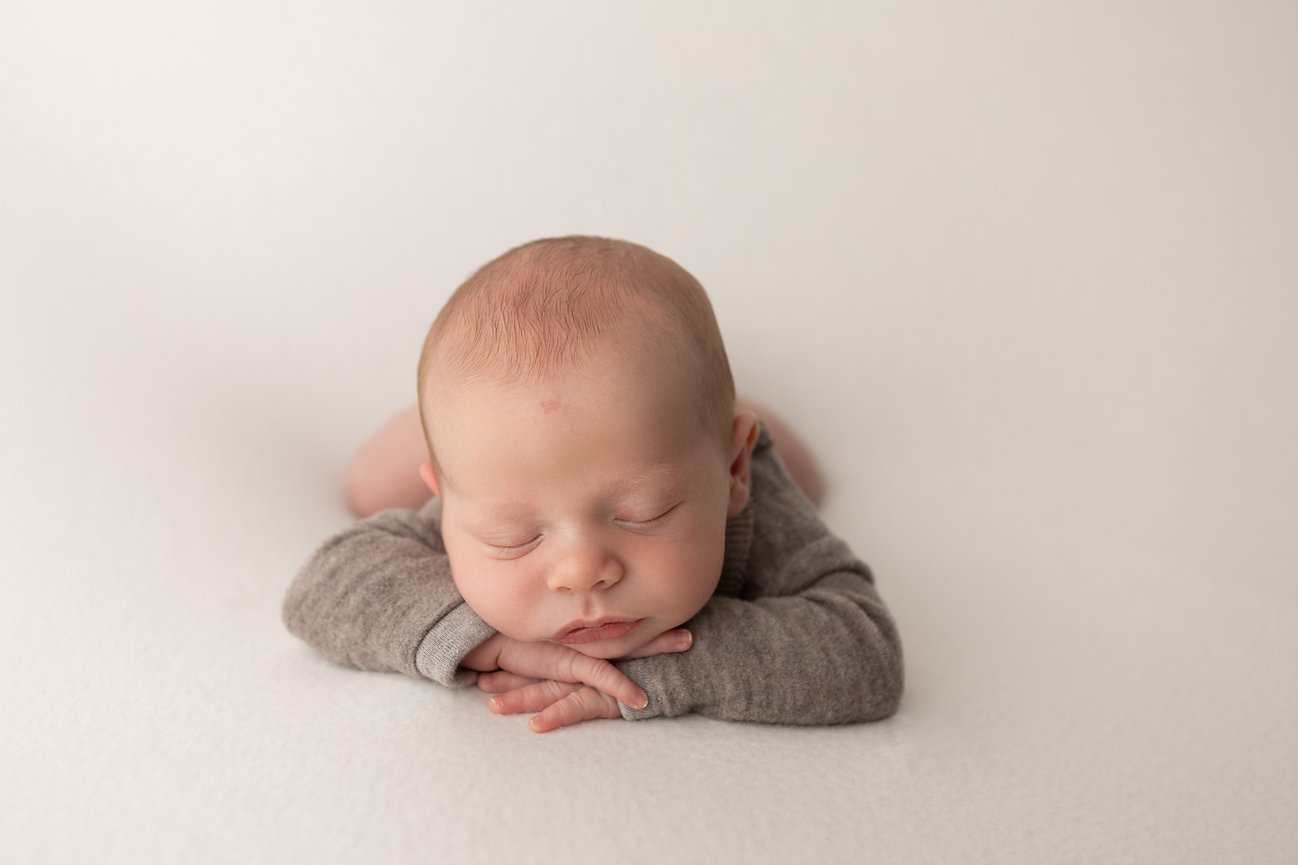lake elsinore newborn photographer,lake elsinore maternity photoshoot, lake elsinore photography, lake elsinore newborn photographer, lake elsinore newborn photography, lake elsinore baby photographer,