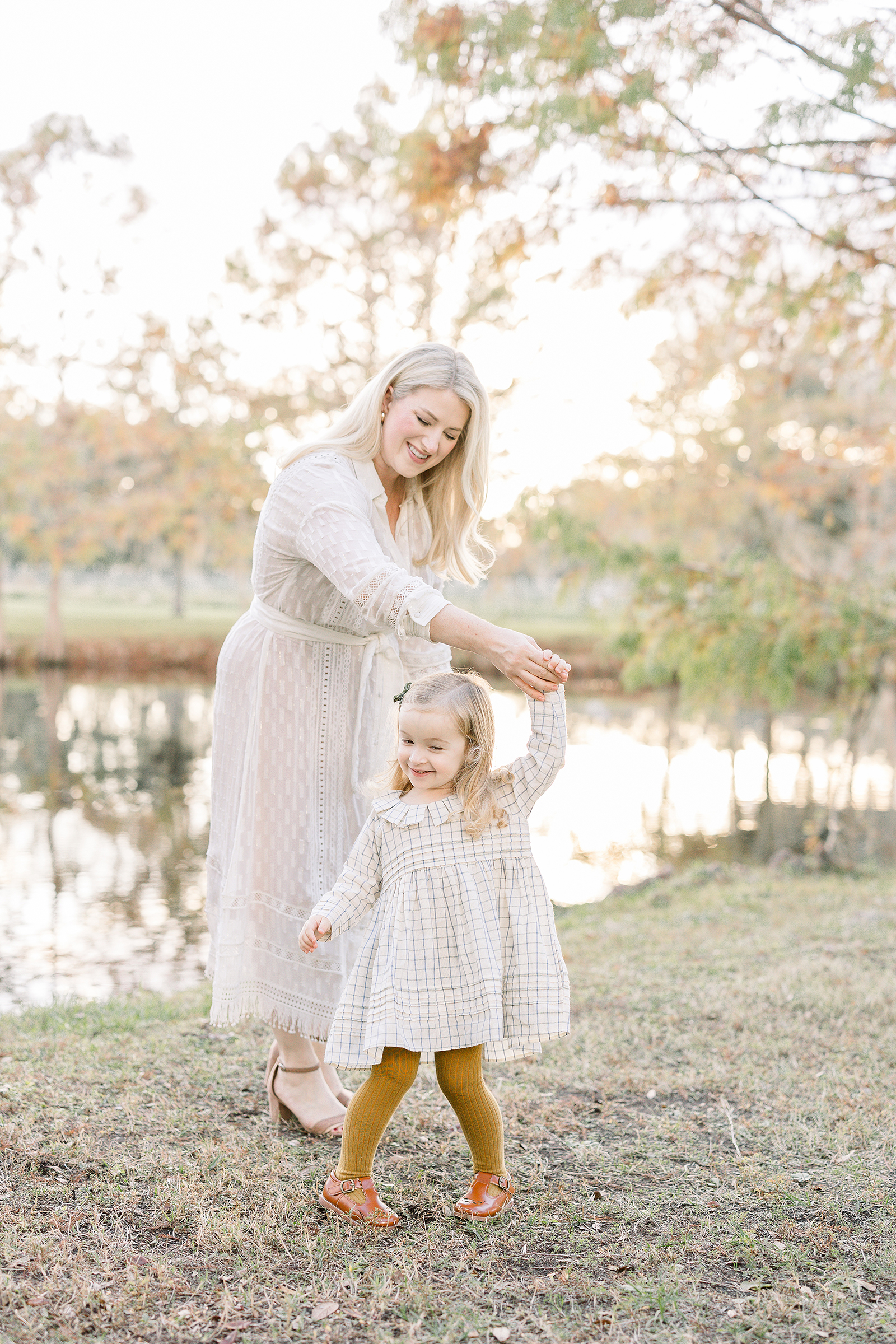 Fall mini portrait session at Congaree and Penn farm in Jacksonville, Florida.