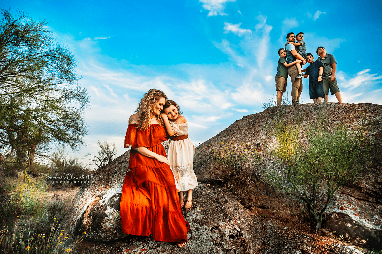 Scottsdale family photography session with children, family photography session with Summer Elizabeth photography Phoenix AZ
