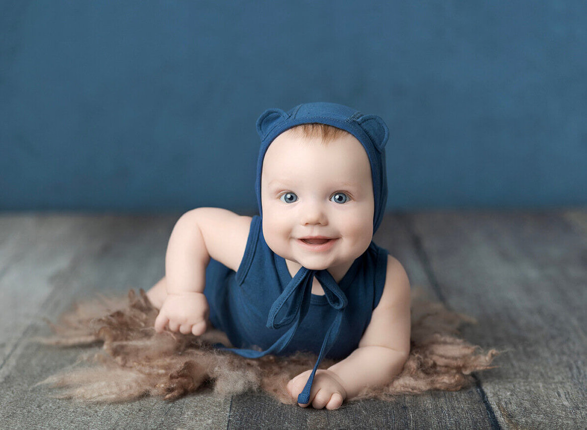 Peoria baby photographer, baby portrait studio near me Peoria,  professional baby photos Peoria IL