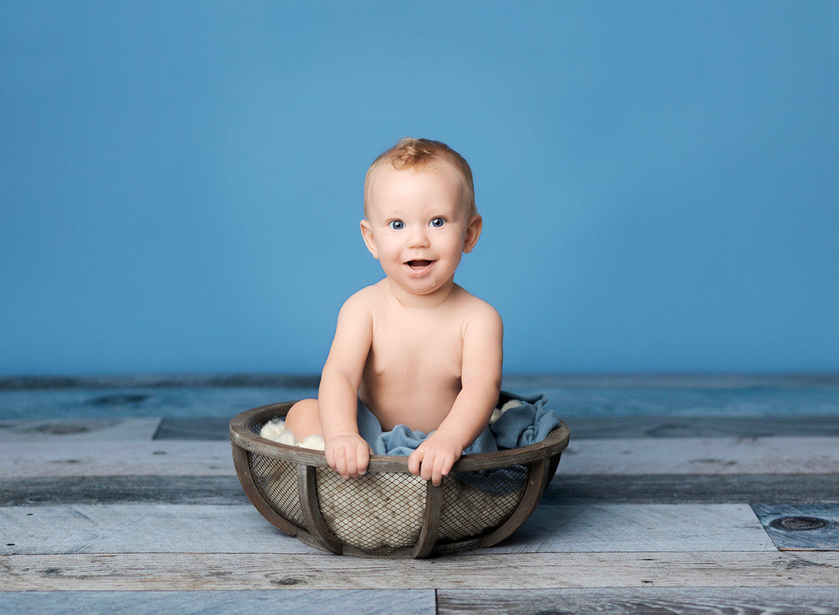 Peoria baby photographer, baby portrait studio near me Peoria,  professional baby photos Peoria IL