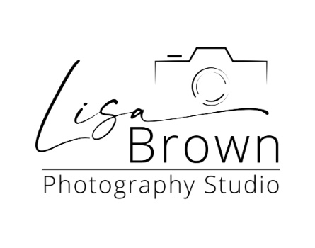 lisa brown photography studio Logo