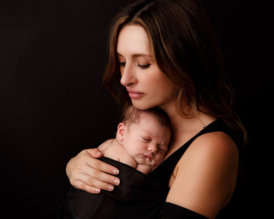 San Clemente maternity photographer, San Clemente newborn photographer, San Clemente baby photographer, San Clemente family photographer, portrait studio in San Clemente CA