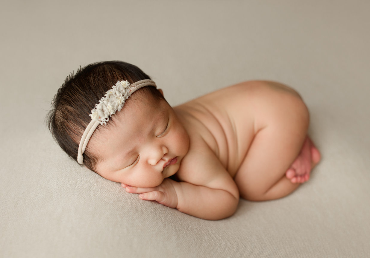 Laguna Niguel maternity photographer, Laguna Niguel newborn photographer, Laguna Niguel baby photographer, Laguna Niguel family photographer, portrait studio Laguna Niguel CA
