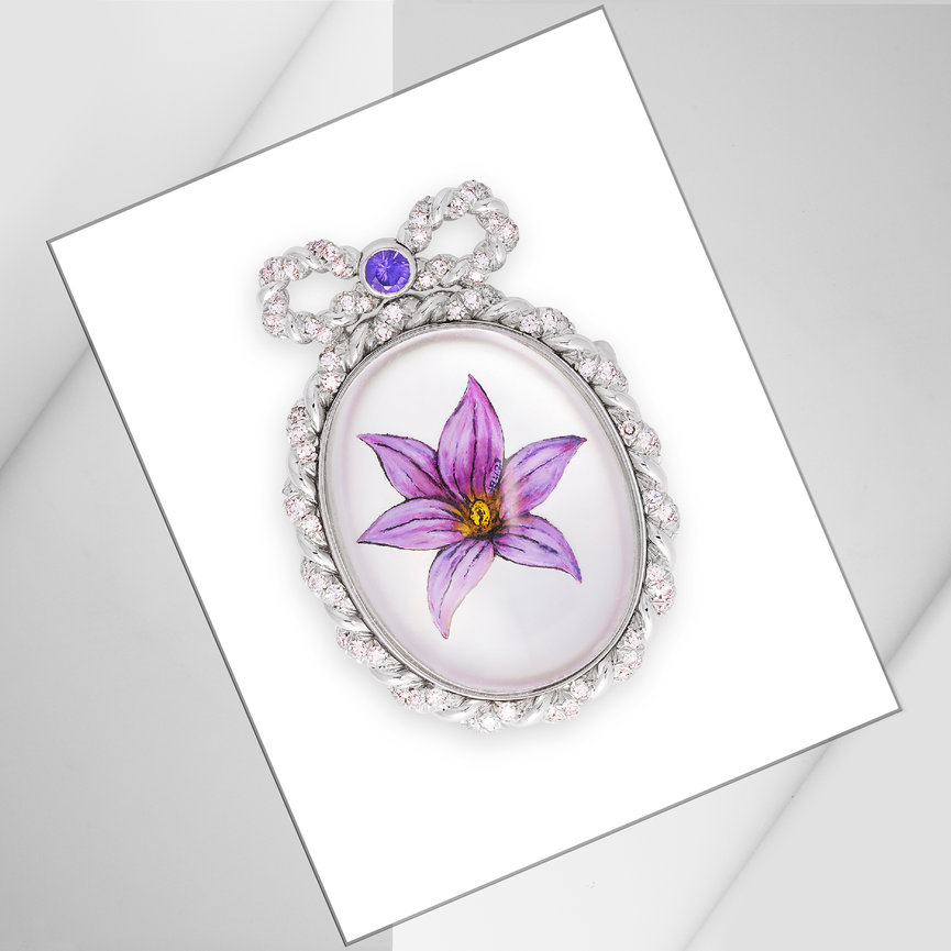 Jewelry Pendant for the Queen