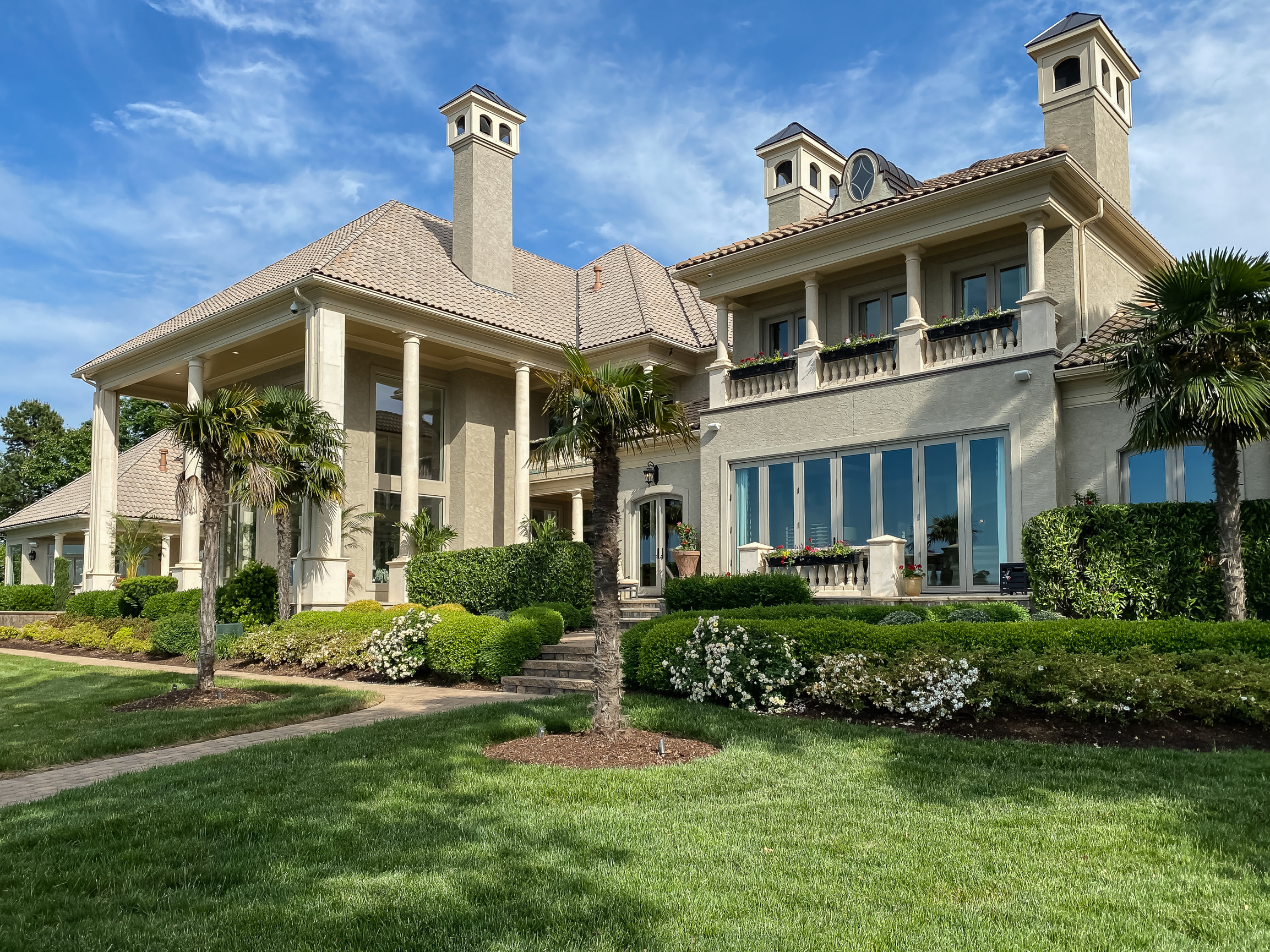Real Estate Photographer Jobs - mfnabfo
