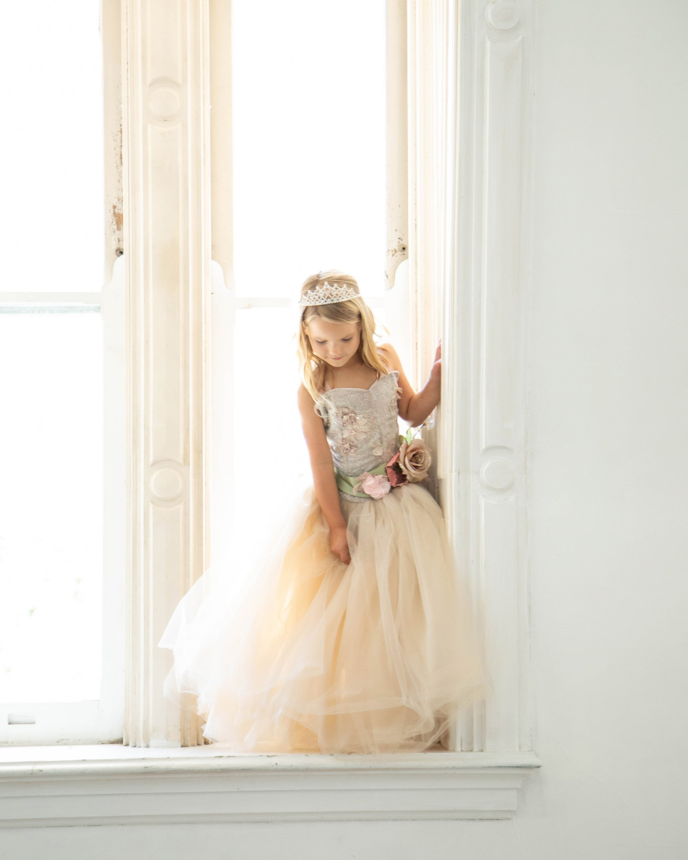 PRINCESS GALLERY Light Drawn Studios, Inc.